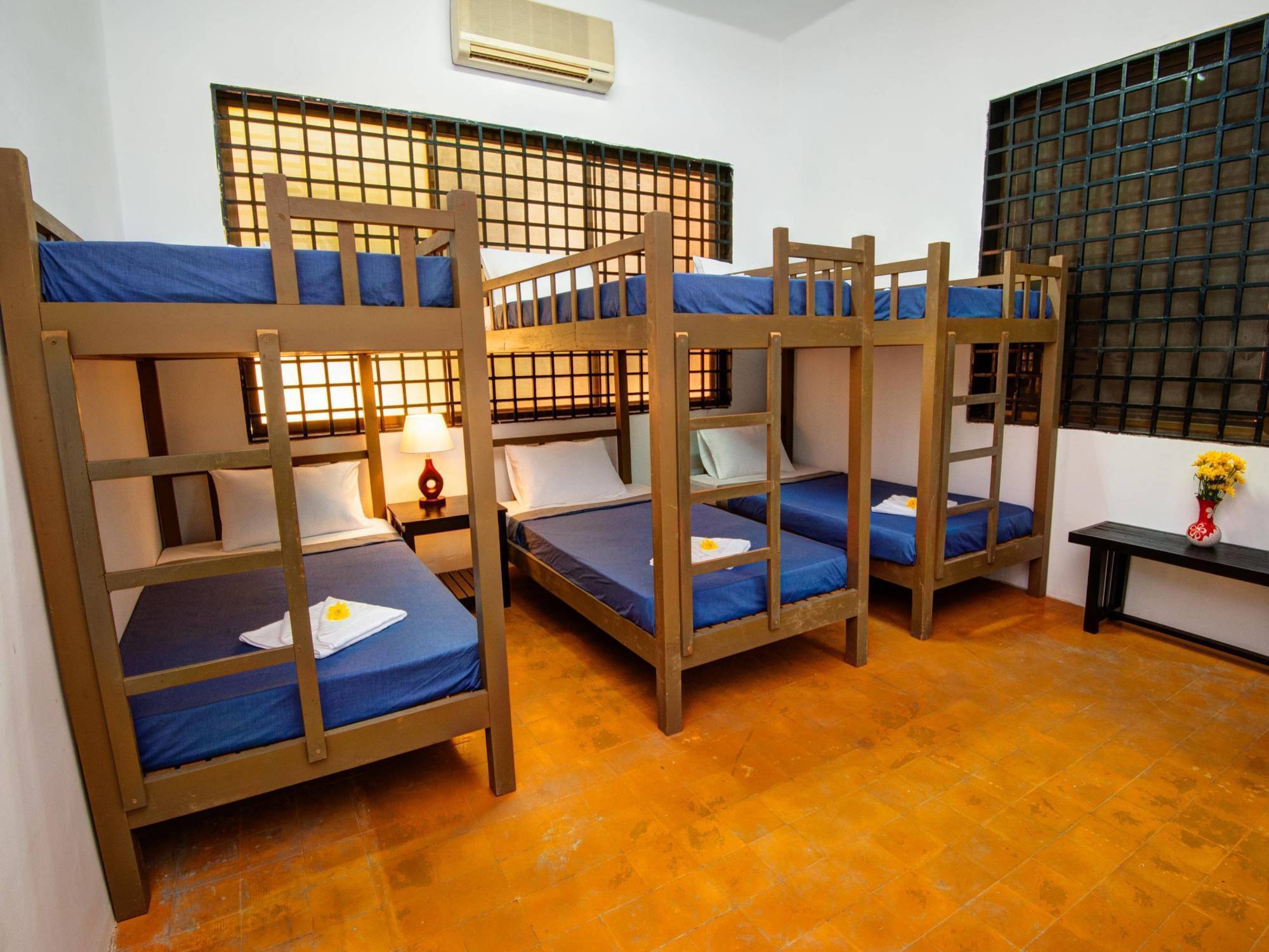 Base Villa Phnom-Penh Buitenkant foto